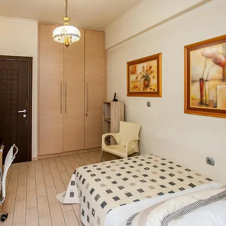 Downtown In Chania Hriszí Aktí Haniá